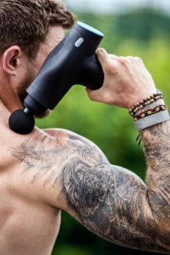 Flow PRO - Vibrationsmassagegerät -Gym Verkauf flow pro one crossfitters outdoors shoulder ball 1 nl