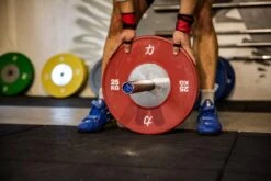 Riot Gewichtheberstange - Mens 20kg, IWF-Spezifikationen -Gym Verkauf hantel 1